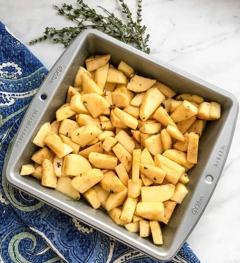tray of apples that have been treated to limit browning.
